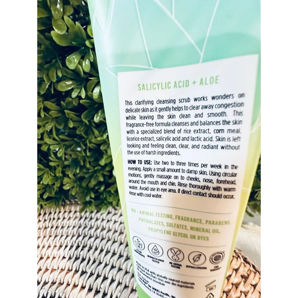 C'est Moi Clarify Cleansing Scrub | Gentle Facial Cleanser, Exfoliating Scrub.